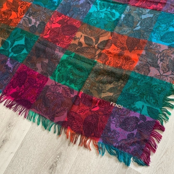 FENDI Scarf Shawl Wrap blanket Multicolor Colorful Art To Wear Vintage Authentic - Picture 1 of 7